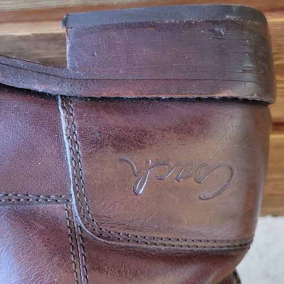 Coach Joel leather riding boots. Size 6 1/2. Brown. Very good condition. - Picture 4 of 7